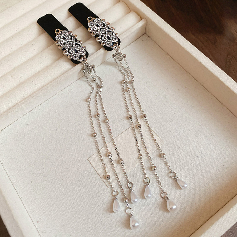 Retro สไตล์ชาติพันธุ์เงินเพชร-Studded จีน Knot พู่คลิปผมหญิงสไตล์ใหม่ High-End BB คลิป Classy อุปกรณ์เสริมผม ราคา ถูกที่สุด ดีลบีเคเค แกลเลอรีภาพที่ 8
