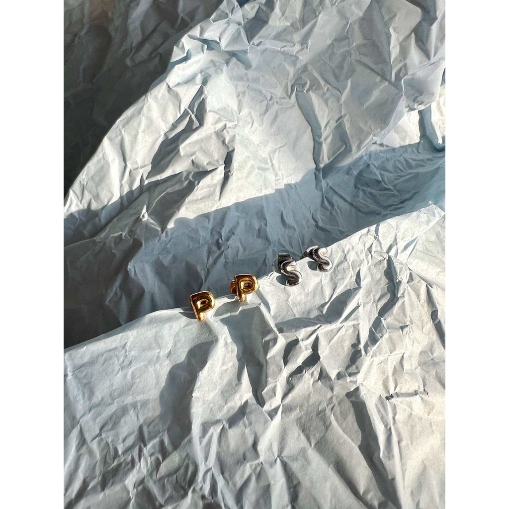 seven days a week - BUBBA ALPHABET EARRING