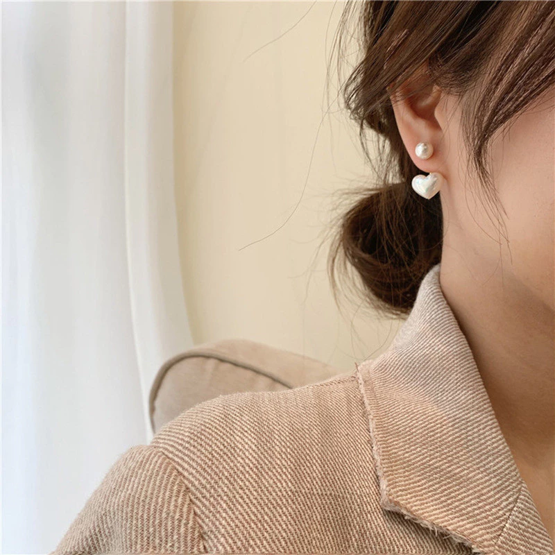 Colorfield ต่างหูเข็มเงิน S925 รูปหัวใจ ประดับมุก thumbnail 6