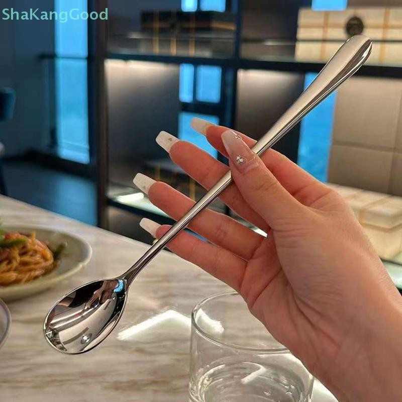 SKTH ช้อนกลมสแตนเลสสุทธิสีแดง Golden Dinner ด้ามยาวกวนช้อนขนมหวานสําหรับอุปกรณ์ครัว Gadgets SKK