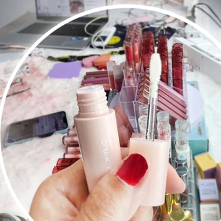 OUKEYA มิลเลอร์ ลิปกลอส OUKEYA MIRROR LIP GLAZE ปากชุ่มฉ่ำ กลิ่นหอมผลไม้ ดั่งกระจก