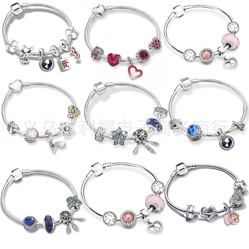 Pandora Beaded Rainbow Bracelet พร้อมสร้อยข้อมือหลากสี สำหรับทุกโอกาสและเป็นของขวัญให้คนพิเศษ