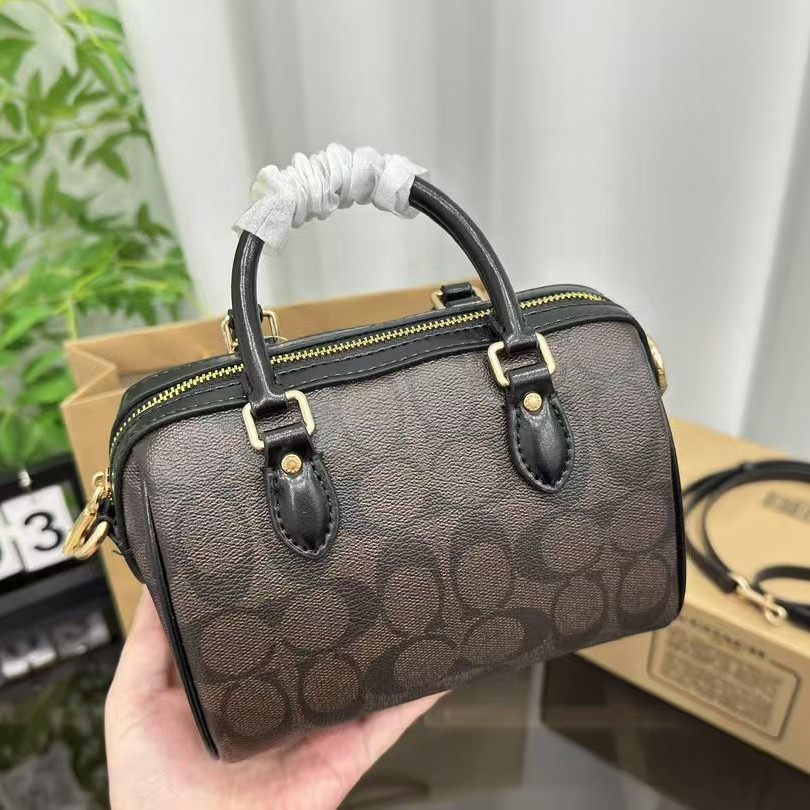Coach mini Boston กระเป๋าถือสำหรับผู้หญิง, กระเป๋าทรงหมอน ขนาด:17×12cm