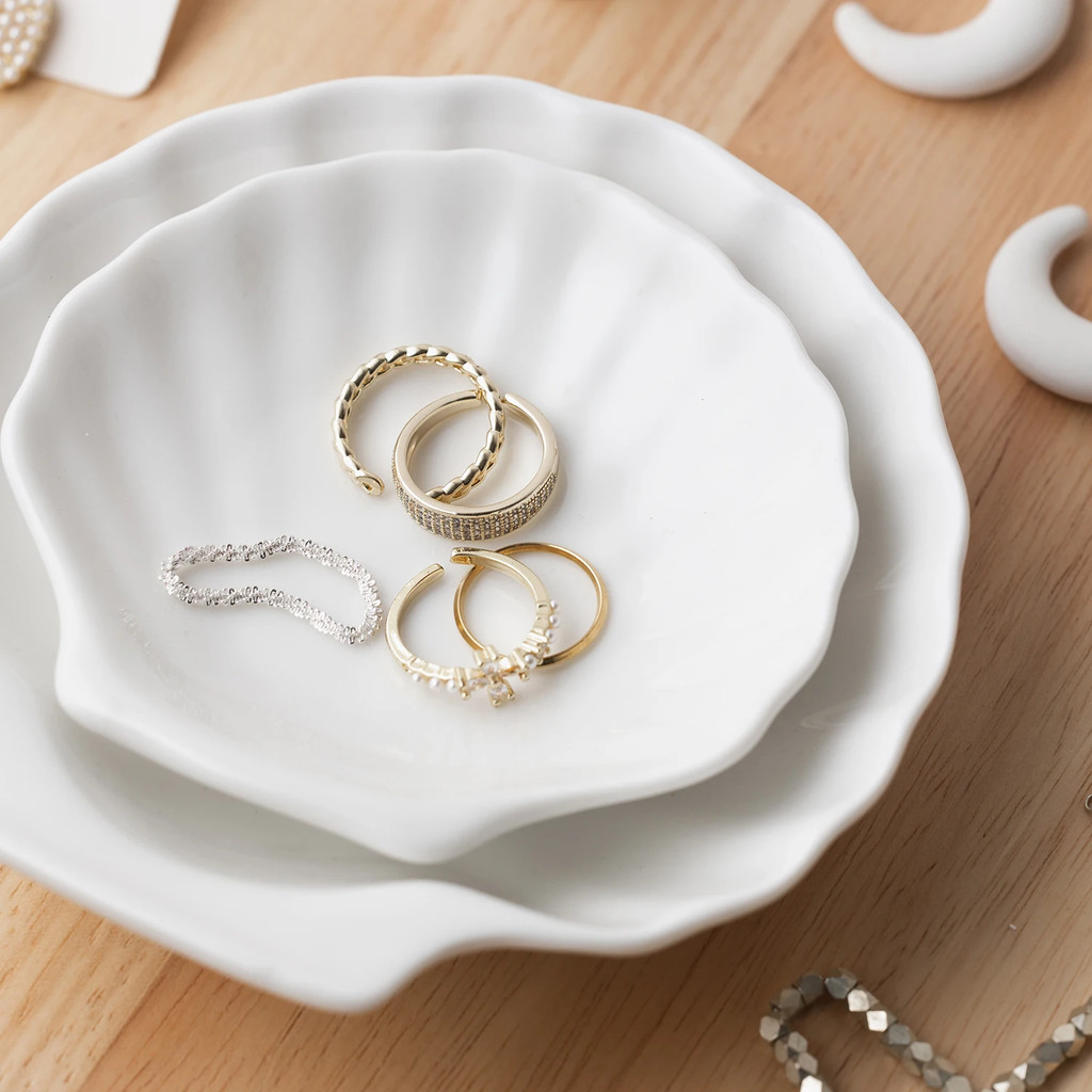 เปลือกรูปร่างจานเซรามิกจานเครื่องประดับจานขนาดเล็กสาวหัวใจเครื่องประดับยืนแสดงขนมขบเคี้ยวชามบนโต๊ะอาหาร - รูปที่ 3