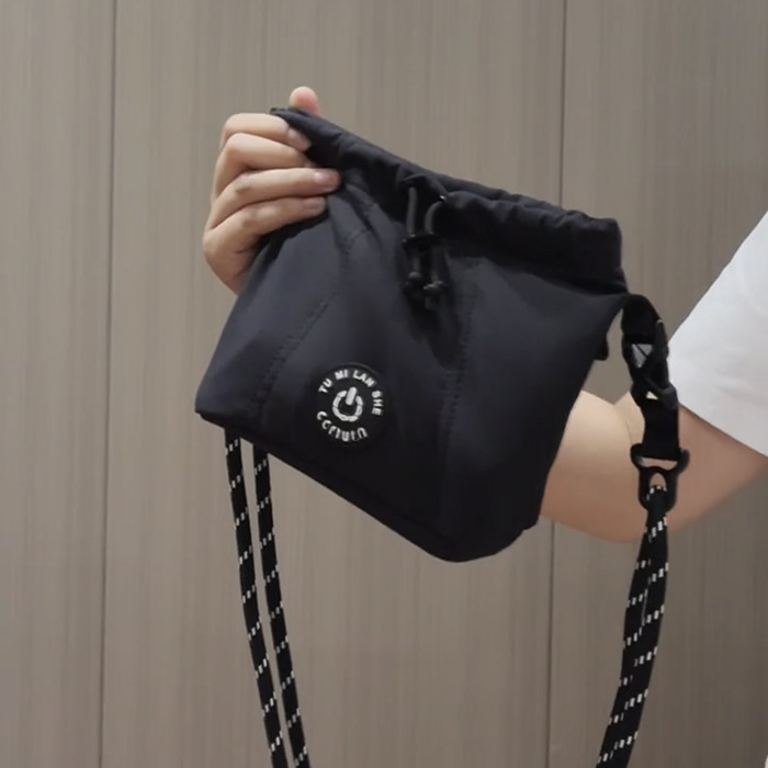Small Tips Mini Small Bucket Bag Messenger Bag Deformed Shopping Portable Mobile Phone Bag