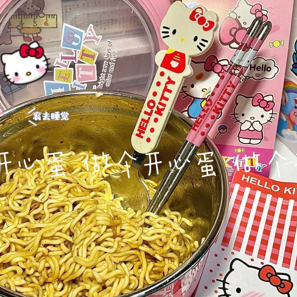 Hello Kitty การ์ตูนสไตล์ญี่ปุ่นชามบะหมี่กึ่งสําเร็จรูปพร้อมฝาปิดนักเรียนหอพักขนาดใหญ่ถ้วยบะหมี่กึ่งสําเร็จรูปอุณหภูมิสูงทนความ - รูปที่ 6