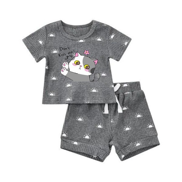 ฮันนา - KISS ME CAT KIDS SUIT / VANA KIDS SUIT WITH KISS ME CAT MOTIF, MODERN DTF
