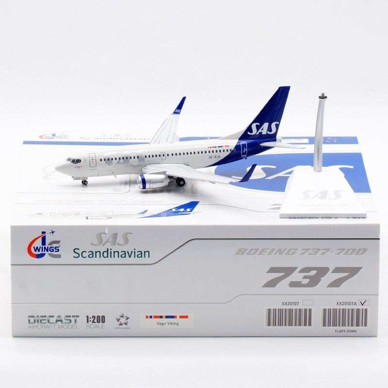 พร้อมส่ง เครื่องบิน JC Wings 1: 200 เครื่องบินโลหะผสมรุ่น SAS Nordic Airlines B737-700 SE-RJX Flap