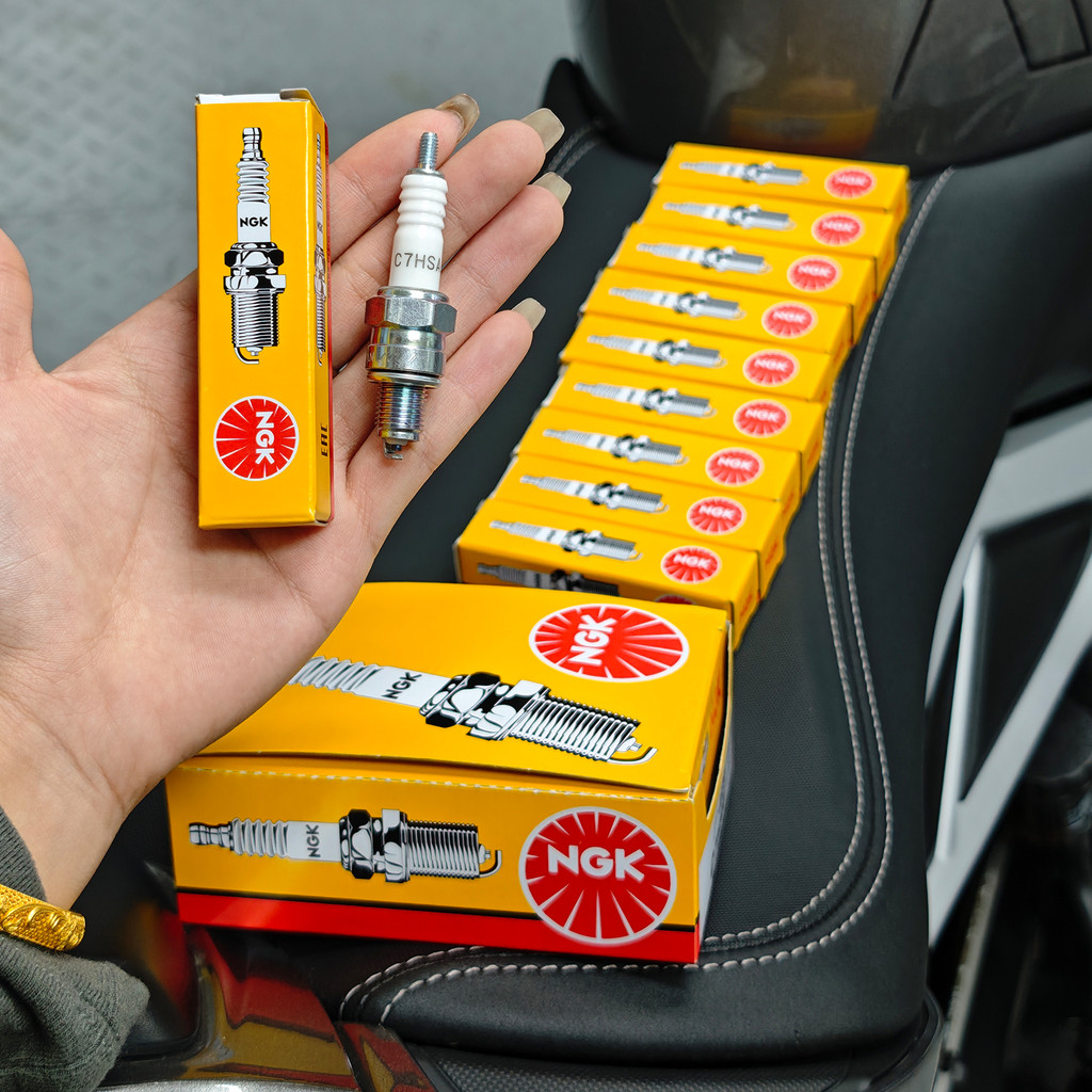 หัวเทียน C7hsa  10หัว  คาบู , WAVEเก่าทุกรุ่น เกลียวสั้น NGK (c7hsa)  10หัว