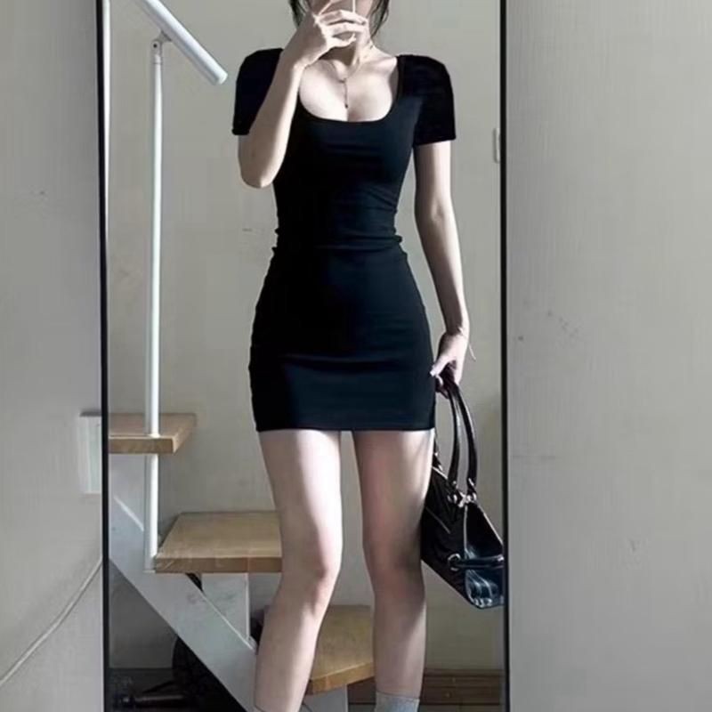 B100QC เดรสบอดี้คอนคอเหลี่ยม แขนสั้น ยืดหยุ่นดี ไซส์ต่ํากว่า 53kg รหัส b1