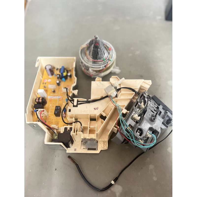 ชุดแผงวงจรแอร์  Mitsubishi แผงวงจรคอยล์เย็น และมอเตอร์ มิตซูบิชิ รุ่น MS-GK09VA-T1, MS-GK13VA-T1, MS