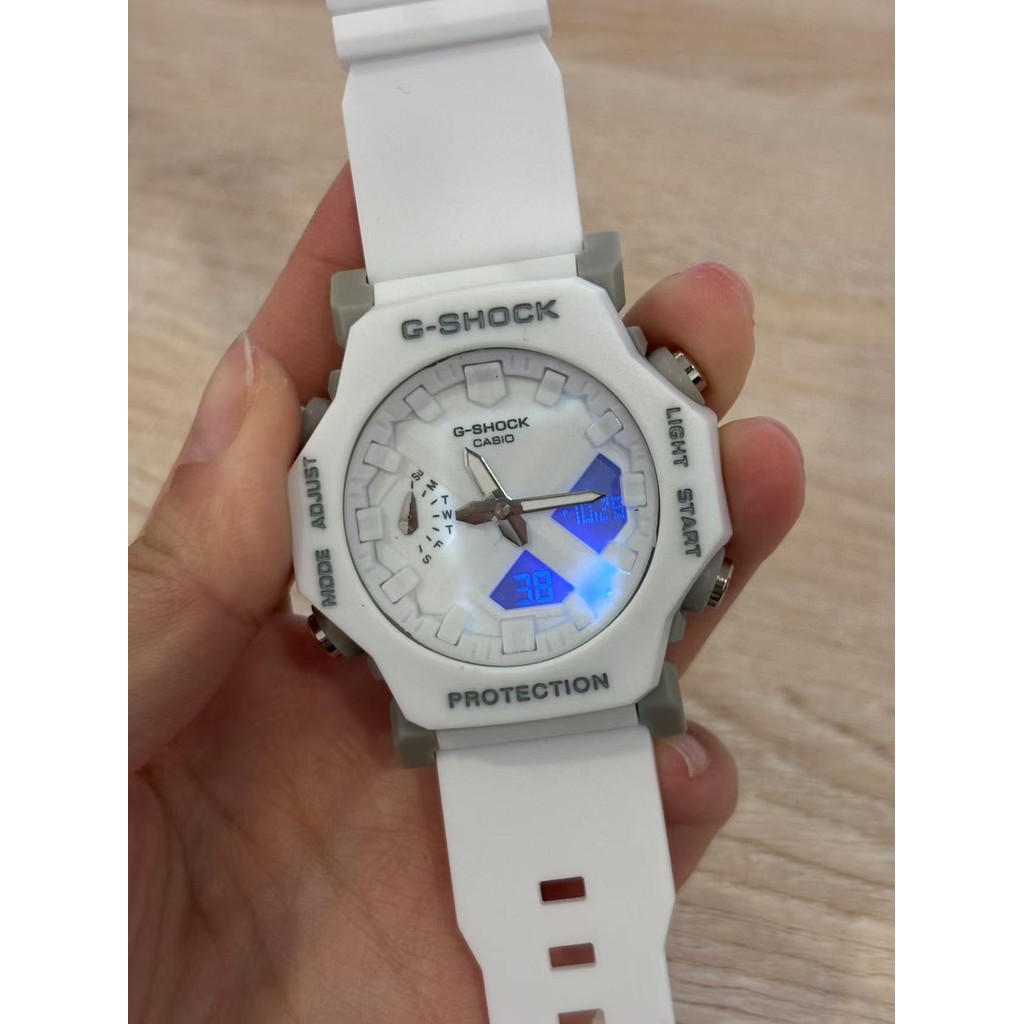 ใหม่ GA2300 เทรนด์แฟชั่นไฟ LED นาฬิกาสปอร์ตจอแสดงผลคู่สําหรับบุรุษและสตรี