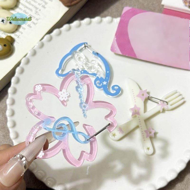 [Welcomebili-t] Creative Shape Carabiner Clip เต็นท์มือเกาหลีตกแต่งแฟชั่นกระเป๋าเป้สะพายหลังจี้กระเป๋าการ์ตูน Charms อุปกรณ์เสริมกระเป๋าเป้สะพายหลังใหม่ - รูปที่ 5