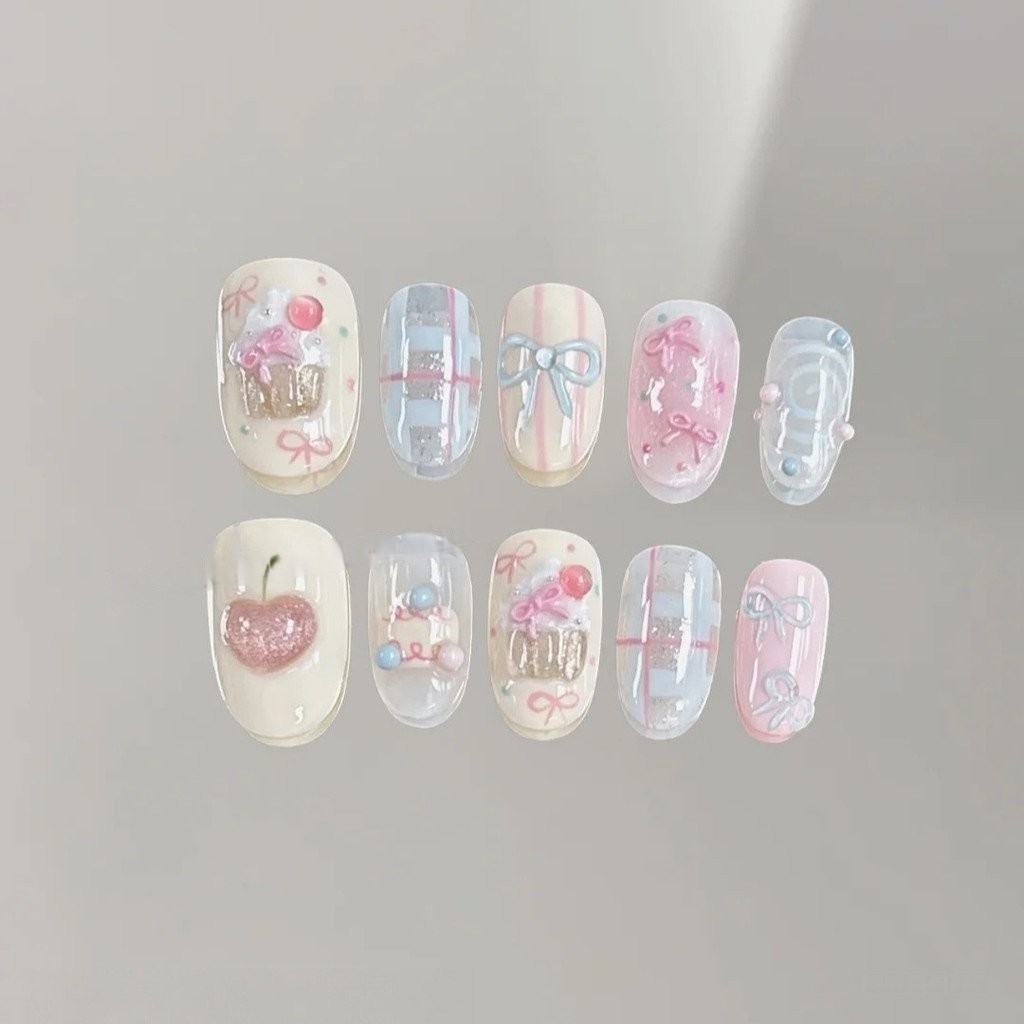 🍒 เล็บเจลแฮนด์เมดลายเชอร์รี่&โบว์ ~ โทนสีขาวใสสไตล์เกาหลี ใส่แล้วผิวขาวใสน่ารักมาก!แถมฟรี! กาว+ตะไบ