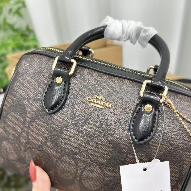 Coach mini Boston กระเป๋าถือสำหรับผู้หญิง, กระเป๋าทรงหมอน ขนาด:17×12cm