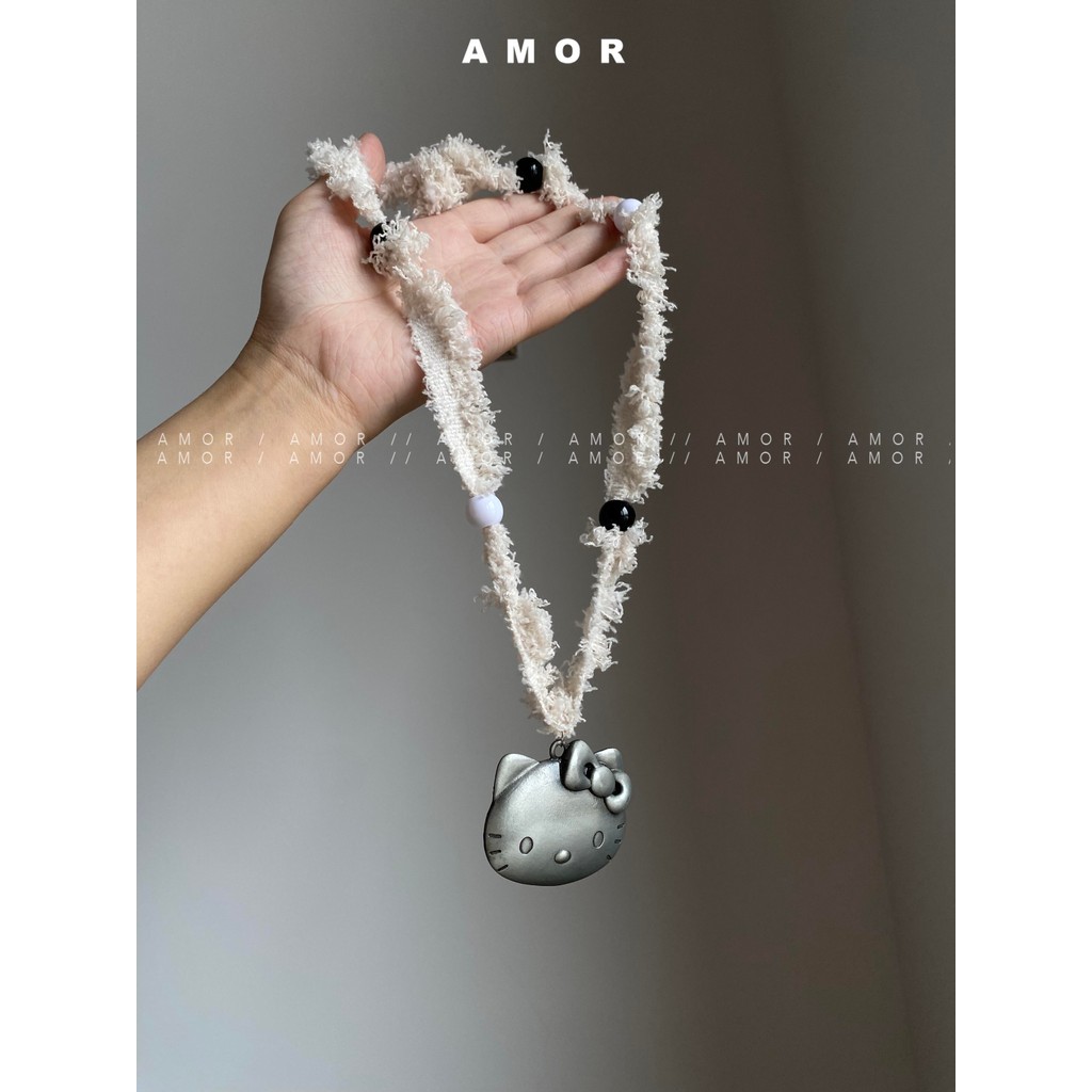 สร้อยคอยาววินเทจแบบซอกแมวน่ารัก สไตล์วิลตัน กับออกแบบศิลปะสำหรับผู้หญิง