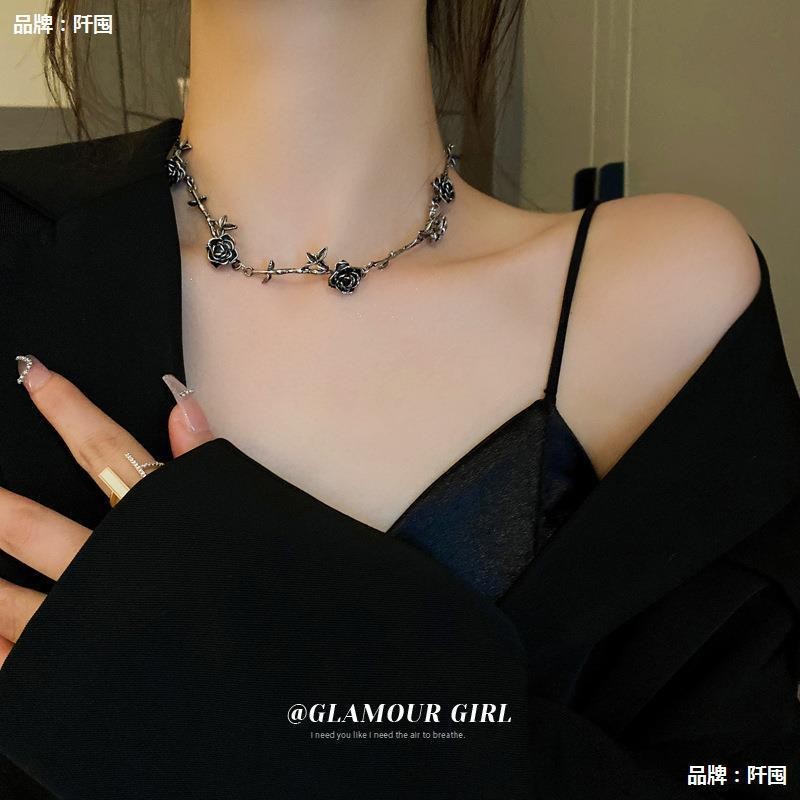 สร้อยคอนาทีฟ Chemelia แบบคลาสสิก เทรนด์ retro สไตล์ influencer พร้อมสายคล้องคาง classy AUYT