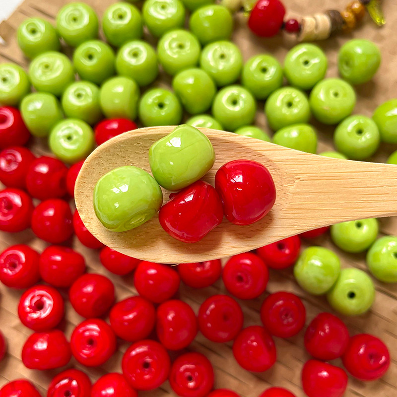 Glazed Green and Red Apple Beads ลูกปัด DIY สำหรับทำสร้อยข้อมือและสร้อยคอ