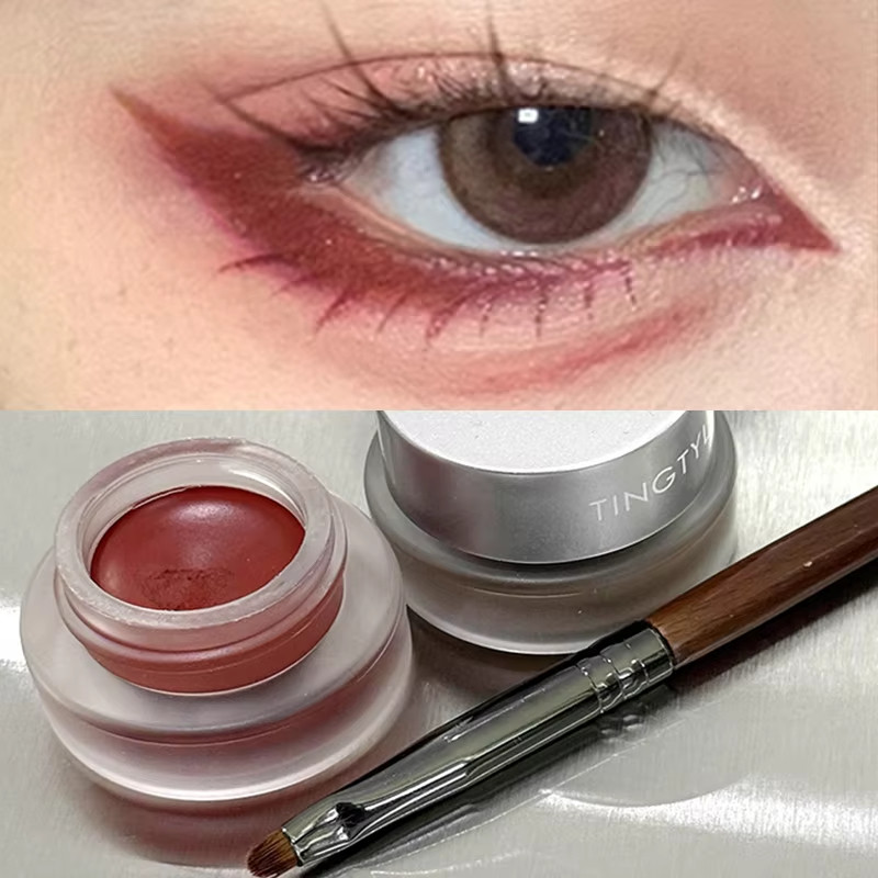 กันน้ํา Matte Red Eye Liner Paste with Blade Brush Soft Easy Coloring Slim Bold Gel Eyeliner Silkworm Cream Natural Tint