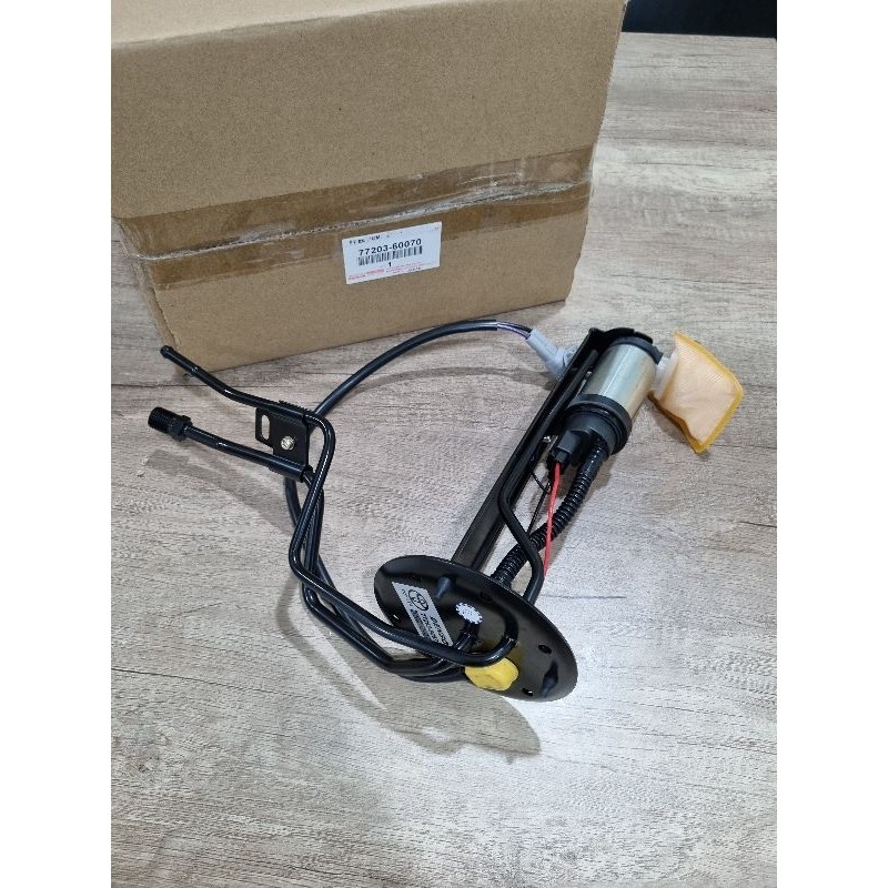 TOYOTA PRADO RZJ90,RZJ95,VZJ95 FUEL PUMP ASSY