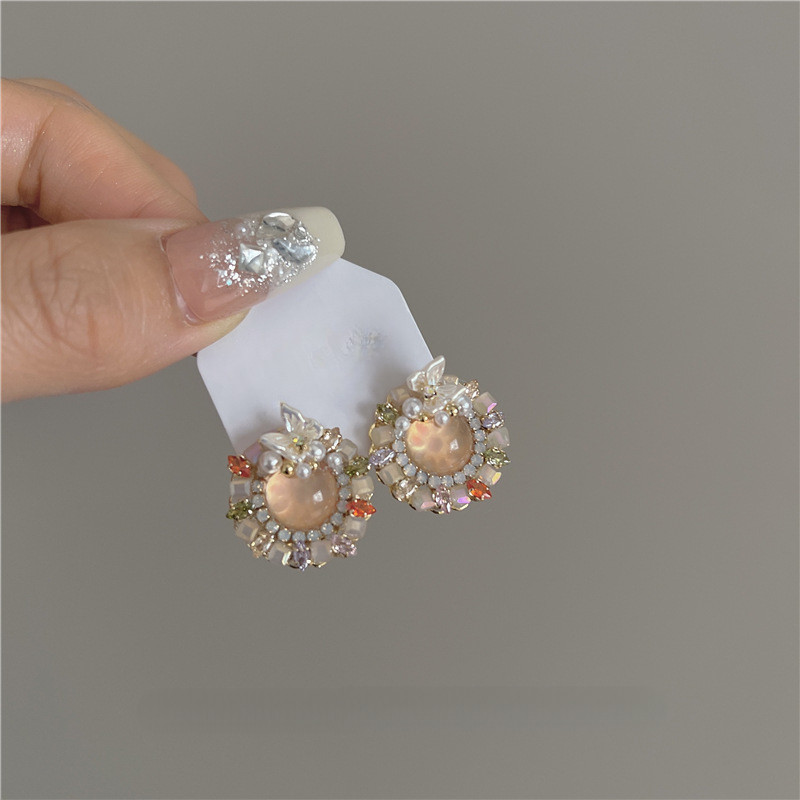 ต่างหูผีเสื้อคริสตัล เพทายNich แบบไฮเอนด์ย้อนยุค