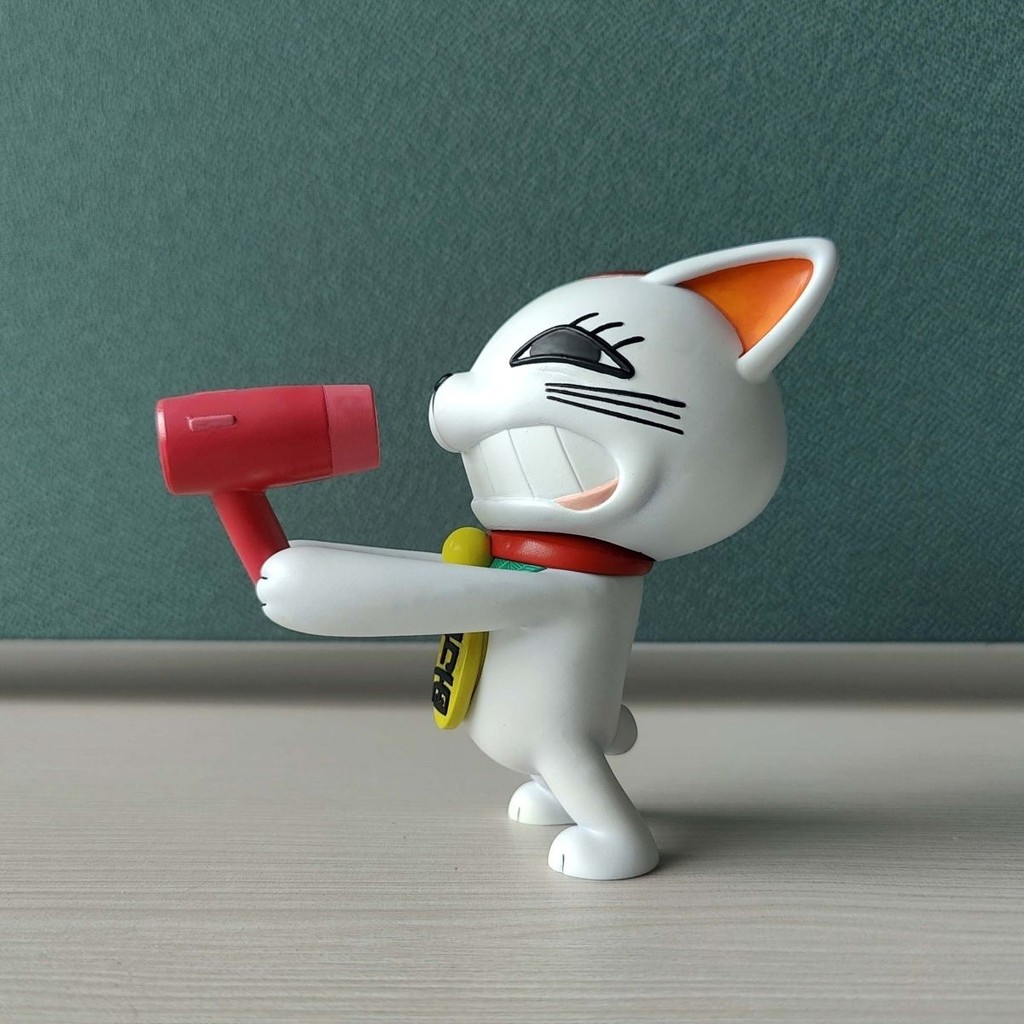 Dandadan Turbo Granny Lucky Money Cat ญี่ปุ่นอะนิเมะรูป Miniature PVC รุ่นรูปปั้นตุ๊กตาแดชบอร์ดรถอุปกรณ์เสริมน่ารักตกแต่งบ้านของขวัญ