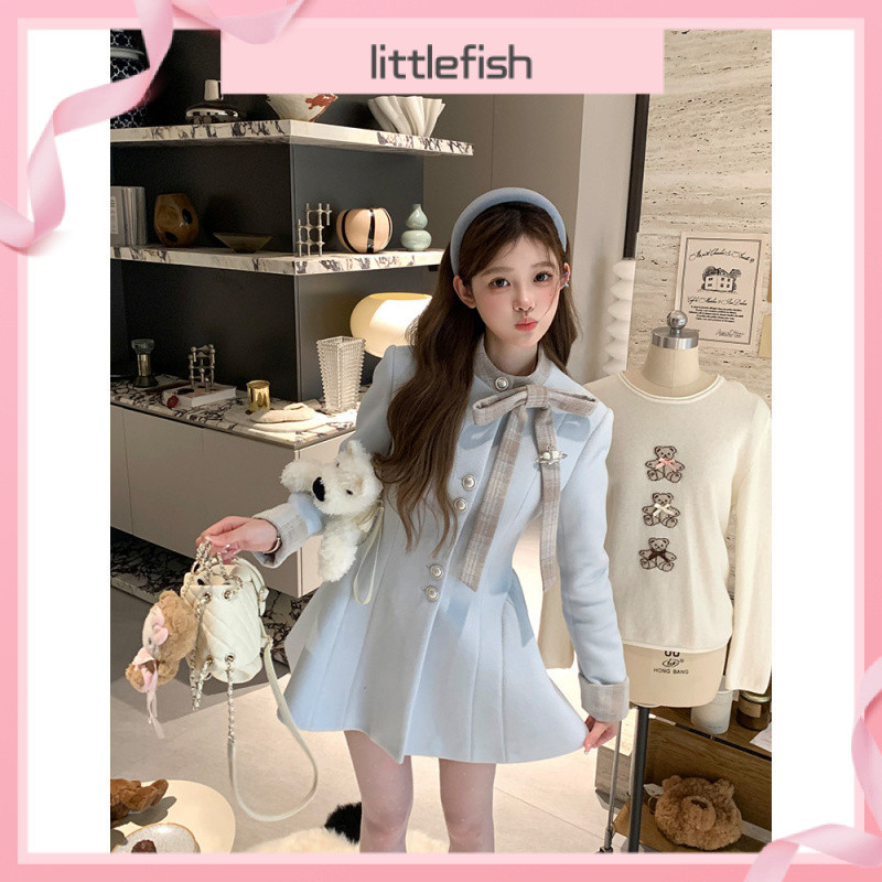 [Littlefish] ชุดเดรสทำด้วยผ้าขนสัตว์ลายตารางหมากรุกสไตล์เกาหลีที่อ่อนโยนดีไซน์โบว์เสื้อโค้ทกระโปรงเอว