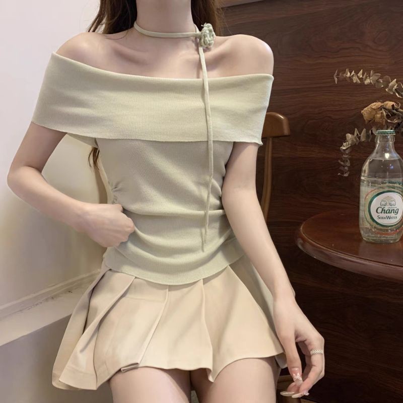 💋Pink girl💋​พร้อมส่ง  เปิดไหมพรมเปิดไหล่ แขนสั้น ผ้านิ่มใส่สบายน่ารักมาก 