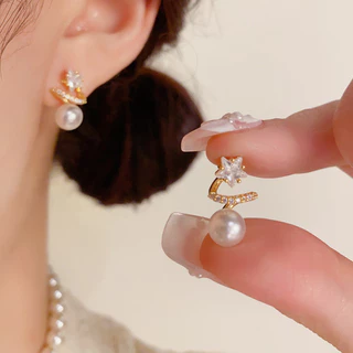 ต่างหู.Simple Star Surround Pearl Light Luxury สไตล์แฟชั่น คุณภาพสูง