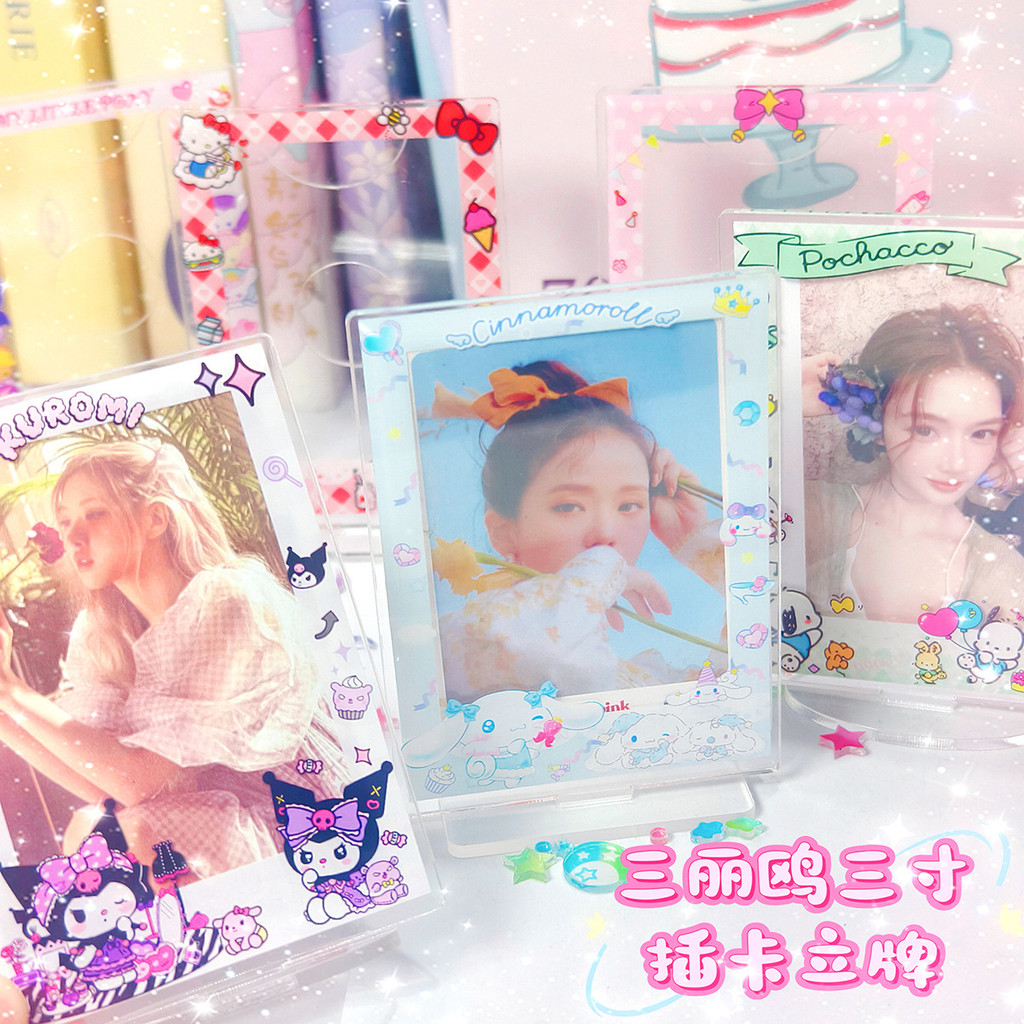 SANRIO กรอบรูปอะคริลิคซานริโอ 3 นิ้วที่วางโฟโต้การ์ดโพลารอยด์เดสก์ท็อปตกแต่ง