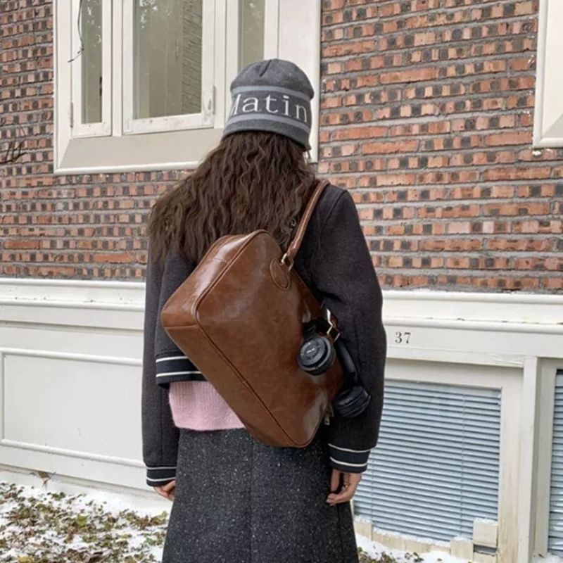 Mousoon กระเป๋าเอกสารความจุขนาดใหญ่สุภาพสตรีใหม่เกาหลีใต้ Ins Retro Minority One-Shoulder Portable Commuter Tote
