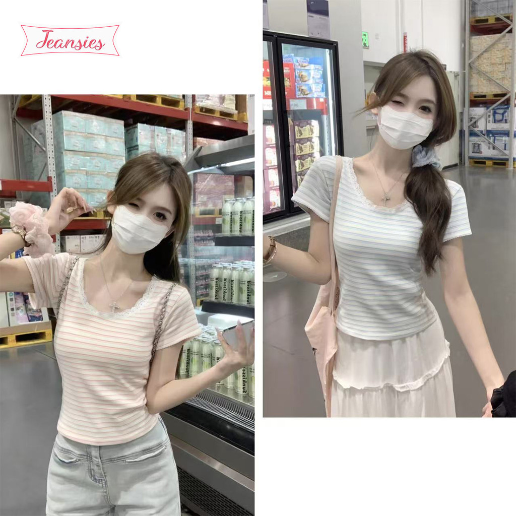เสื้อยืดผู้หญิงคอ U ลายทางชมพู ดีไซน์เอวสวย