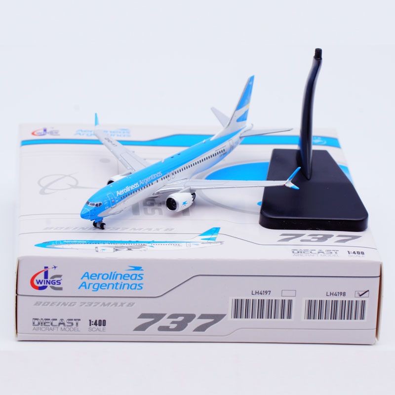 1: 400 Jcwings Alloy Airliner รุ่น Argentina Airlines B737 MAX8 LV-GVD