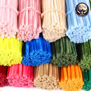 (100pcs) สินค้าพร้อมส่ง ลวดกำมะหยี่ DIY สร้างสรรค์งานประดิษฐ์ต่างๆ สำหรับงานฝีมือ สีสันสดใส สินค้าขายดี แยกสี
