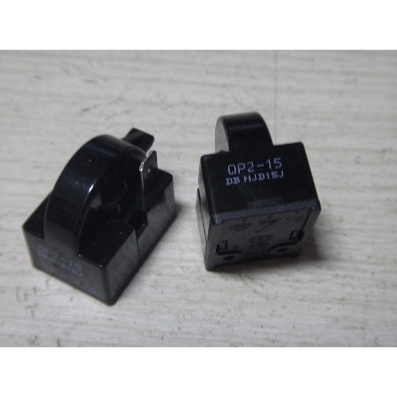 ยี่ห้อใหม่โรงงานเดิม One-Legged PTC ตู้เย็น Starter Universal ประเภท QP2-15Ω QP2-4R7-33Ω