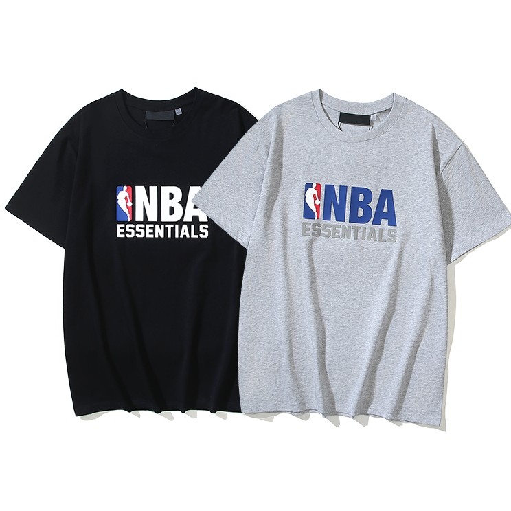 พร้อมสต็อก Hot ผู้ชายและผู้หญิง FOG Double Line ESSENTIALS กาวแขนสั้นกีฬาหลวมเสื้อยืดผู้ชาย