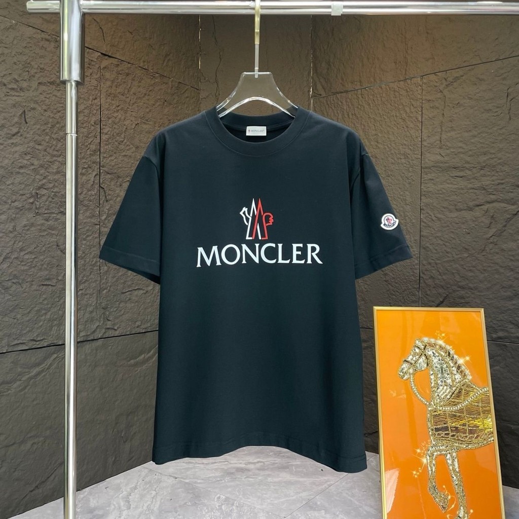Mon * Ers Short-Sleeved Letter พิมพ์ Casual All-Match เสื้อยืดผู้ชายผู้หญิงรอบคอผ้าฝ้ายคู่ Loo