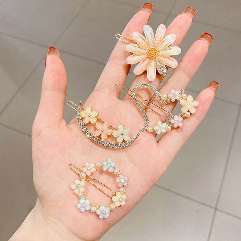 กิ๊บติดผม งานhand made  ประดับเพชร สไตล์เกาหลี