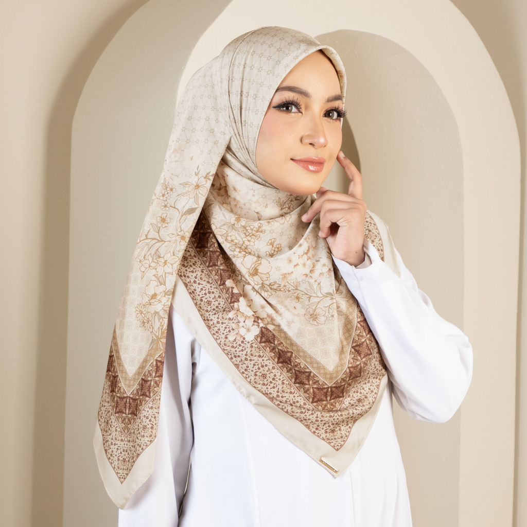 Yasmin YS54*********