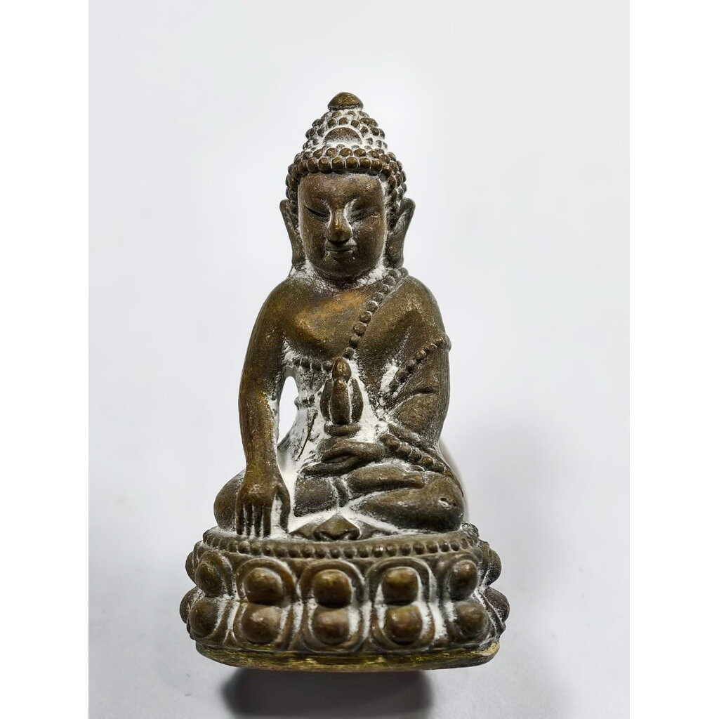 หลวงพ่อหาญ ปัญญาธโร วัดป่าอาเจียง จ.สุรินทร์ พระกริ่งเอราวัณพันล้าน (KA981)