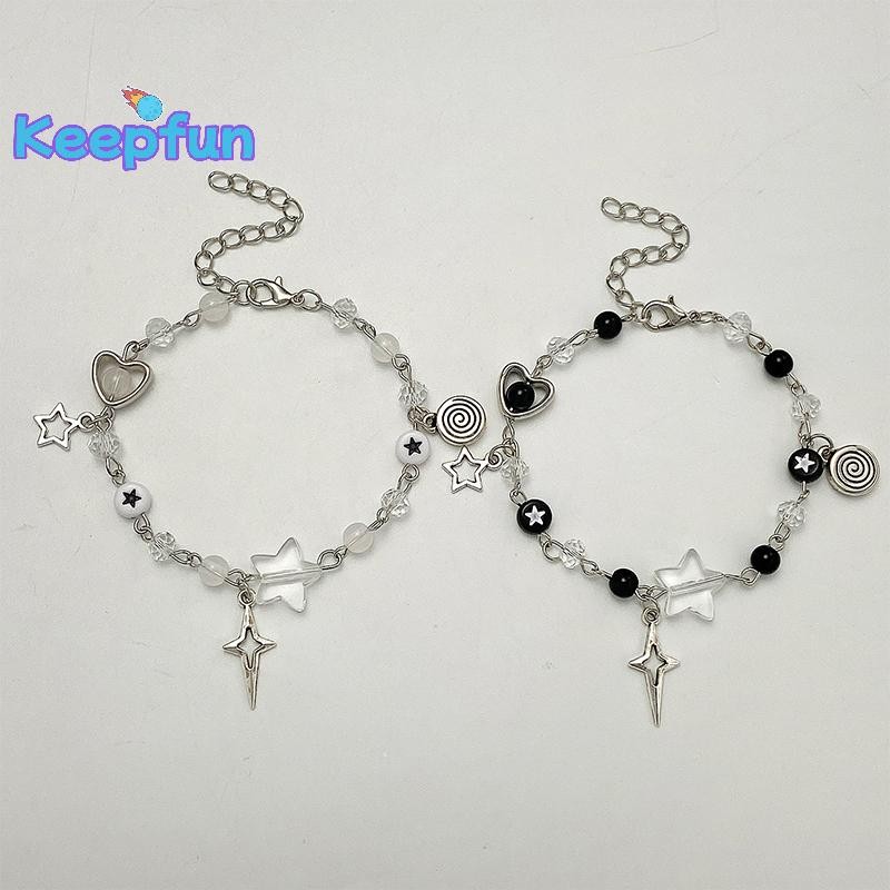 [Keepfun] ใหม่อินเทรนด์ Y2K สร้อยข้อมือคู่สําหรับผู้หญิงสาว Hollow Pentagram กีตาร์จี้สร้อยข้อมือลูกปัดเพื่อนเครื่องประดับของขวัญ [ใหม่]