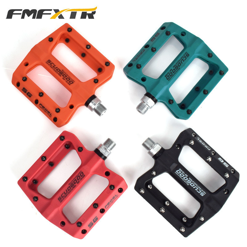 FMFXTR จักรยานเสือภูเขาแป้นเหยียบเบาพิเศษเส้นใยไนลอน 4 สีเท้าใหญ่ถนนแบริ่งชิ้นส่วนจักรยาน
