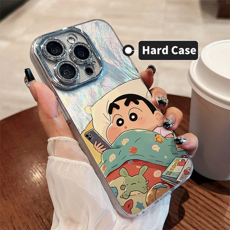 จัดส่งทันที เคสไอโฟน11 13 14 15 16 Pro Max Crayon Shin-chan Look phone Hard Case For iPhone 13PM,16PM,15PM,14PM,12PM