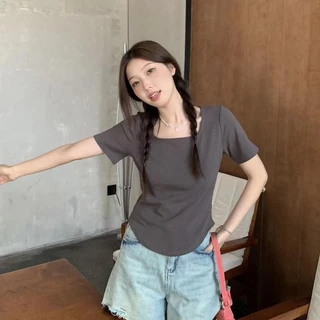 เสื้อครอปคอเหลี่ยมสวยๆผู้หญิงฤดูร้อนใหม่ กําลังฮิต เสื้อผ้าสาวอวบน่ารักเเฟชั่นสุดฮิตมินิมอลสไตล์เกาหลี เสื้อยืดทรง