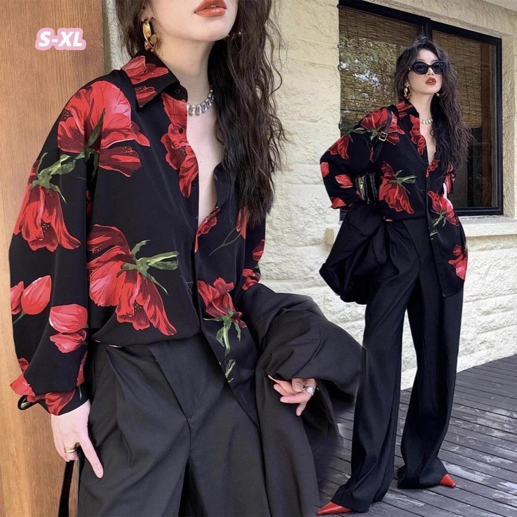 Grace เสื้อเชิ้ตชีฟองแขนยาวผู้หญิงเสื้อเชิ้ตพิมพ์ลายดอกกุหลาบวินเทจ สไตล์การเดินทาง เสื้อเชิ้ตคอปกหลวม ขนาดพลัส W541 – โปรปัง