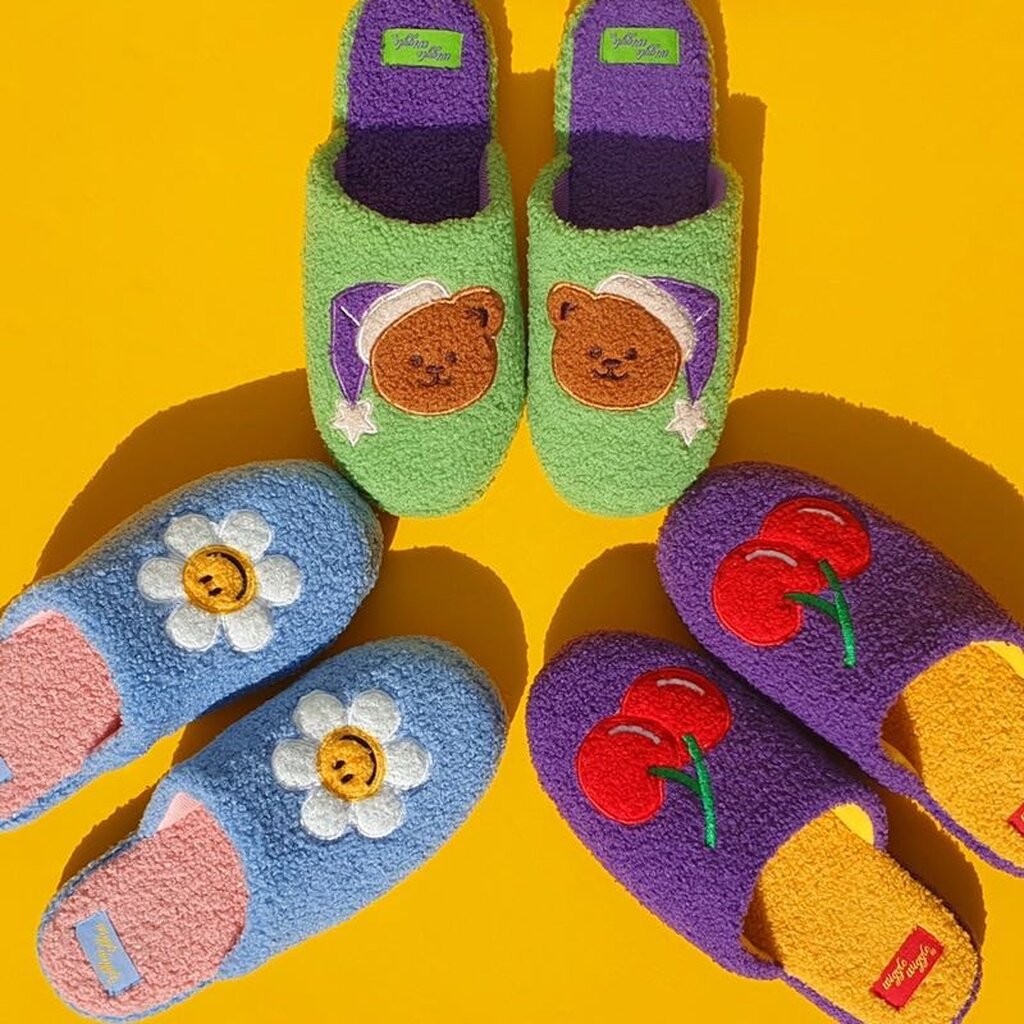 Wiggle Terry Home Slipper 27cm. / รองเท้าใส่ในบ้าน