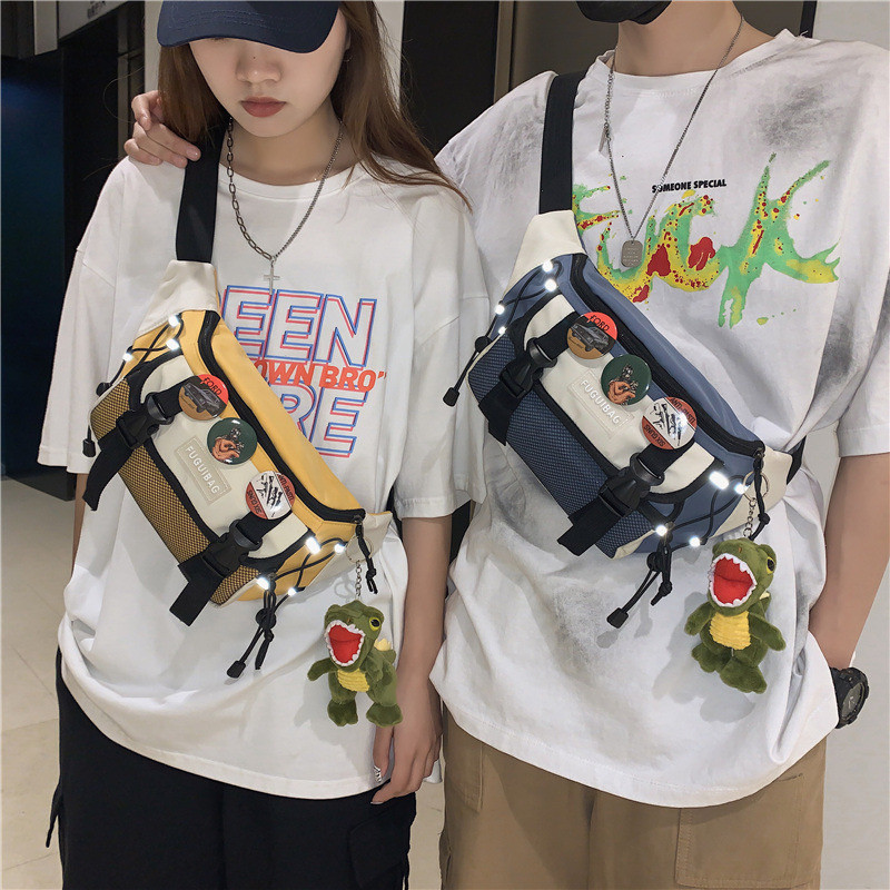 LD.shop: กระเป๋าคาดหน้าอกแบบใหม่(สไตล์เกาหลี) ผ้าไนลอน มีหลายช่อง สามารถใช้ได้ทั้งชายและหญิง mam391