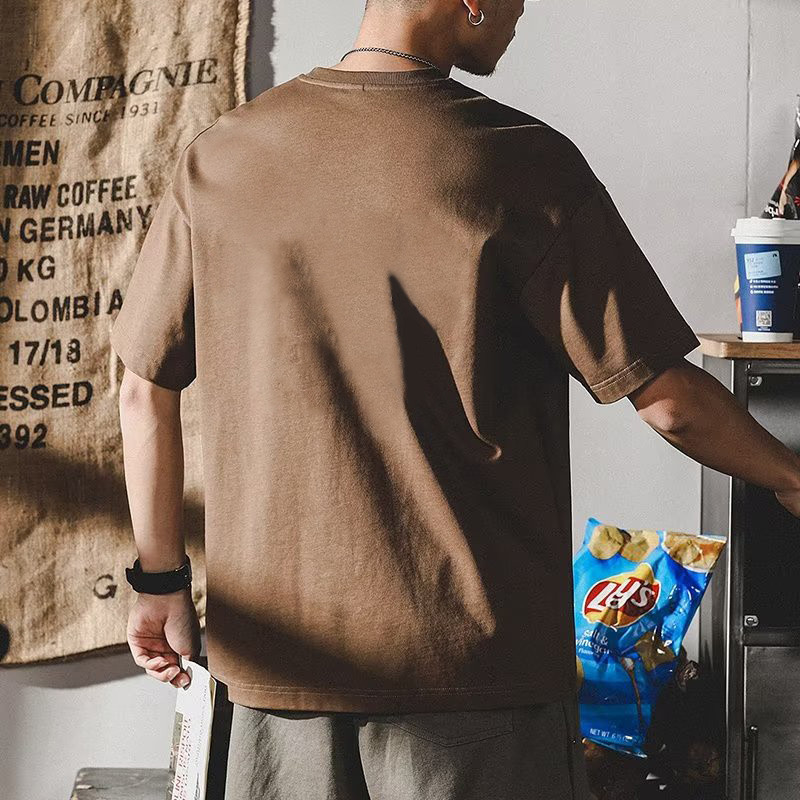 (จัดส่งตลอด 24 ชั่วโมง)Fanfei【COTTON 100%】 เสื้อยืดชาย ผ้าฝ้าย ทรงหลวม ไม่เป็นขุย ไม่หด ไม่ต้องรีด