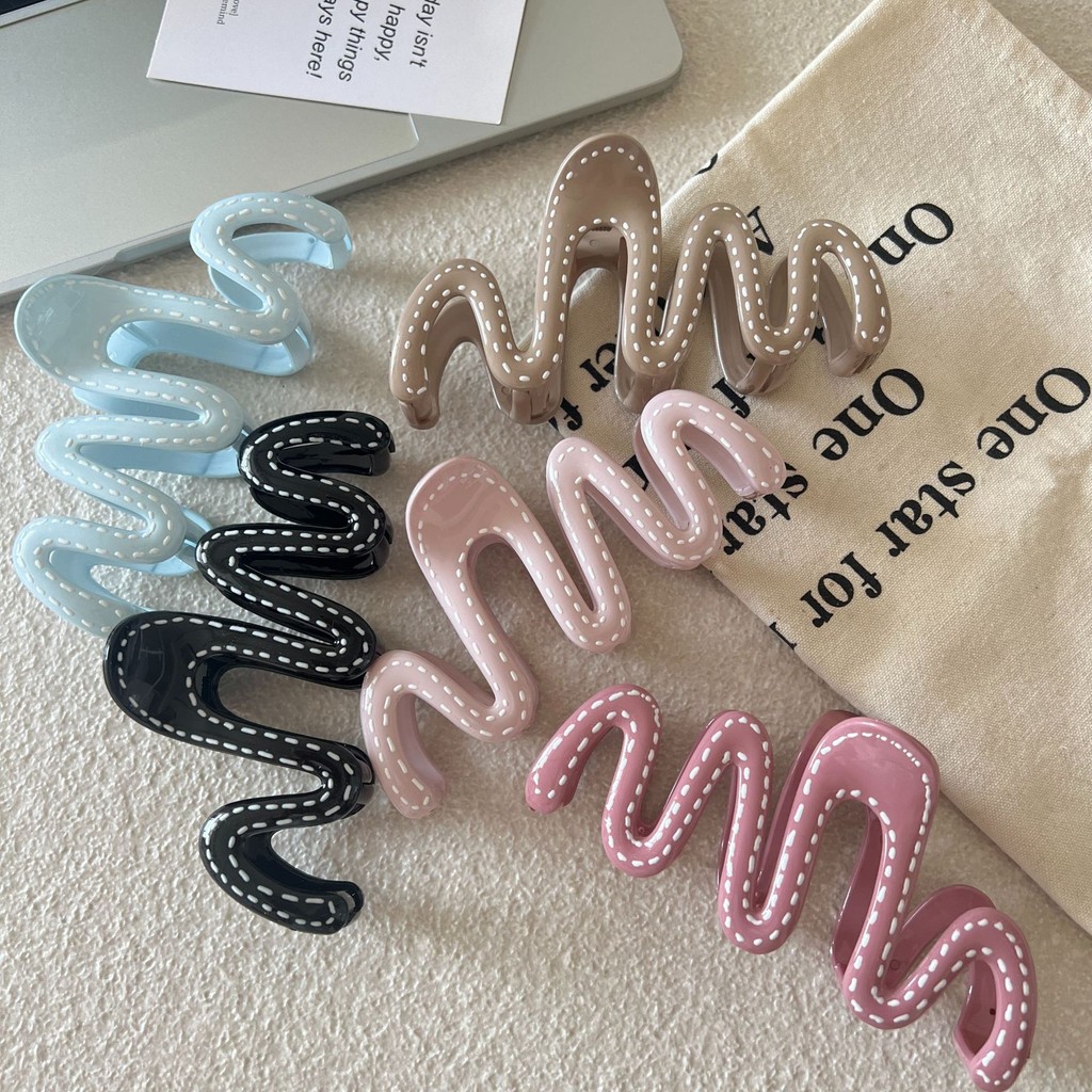 Kovoi/สไตล์ใหม่ Hairpin Headdress High-End Wave คว้าคลิปหญิงกลับหัวผม Shark คลิป Hand-Lined กิ๊บติดผม