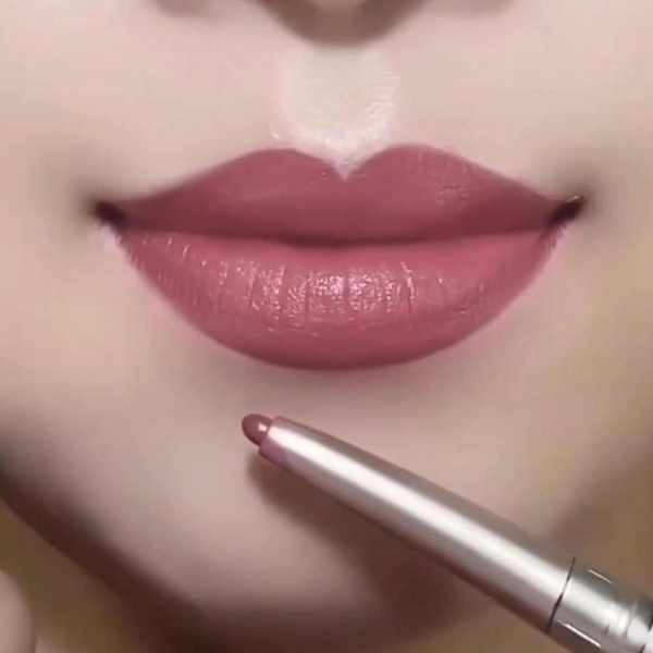 อายไลเนอร์ inn อายไลเนอร์ 4u2 Drawing Lip Handy Tool, Outline Natural Plump สามมิติ Lip, Cover Lip C